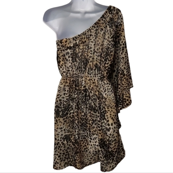 GB Leopard Print One Shoulder Flowy Mini Dress - Picture 5 of 7